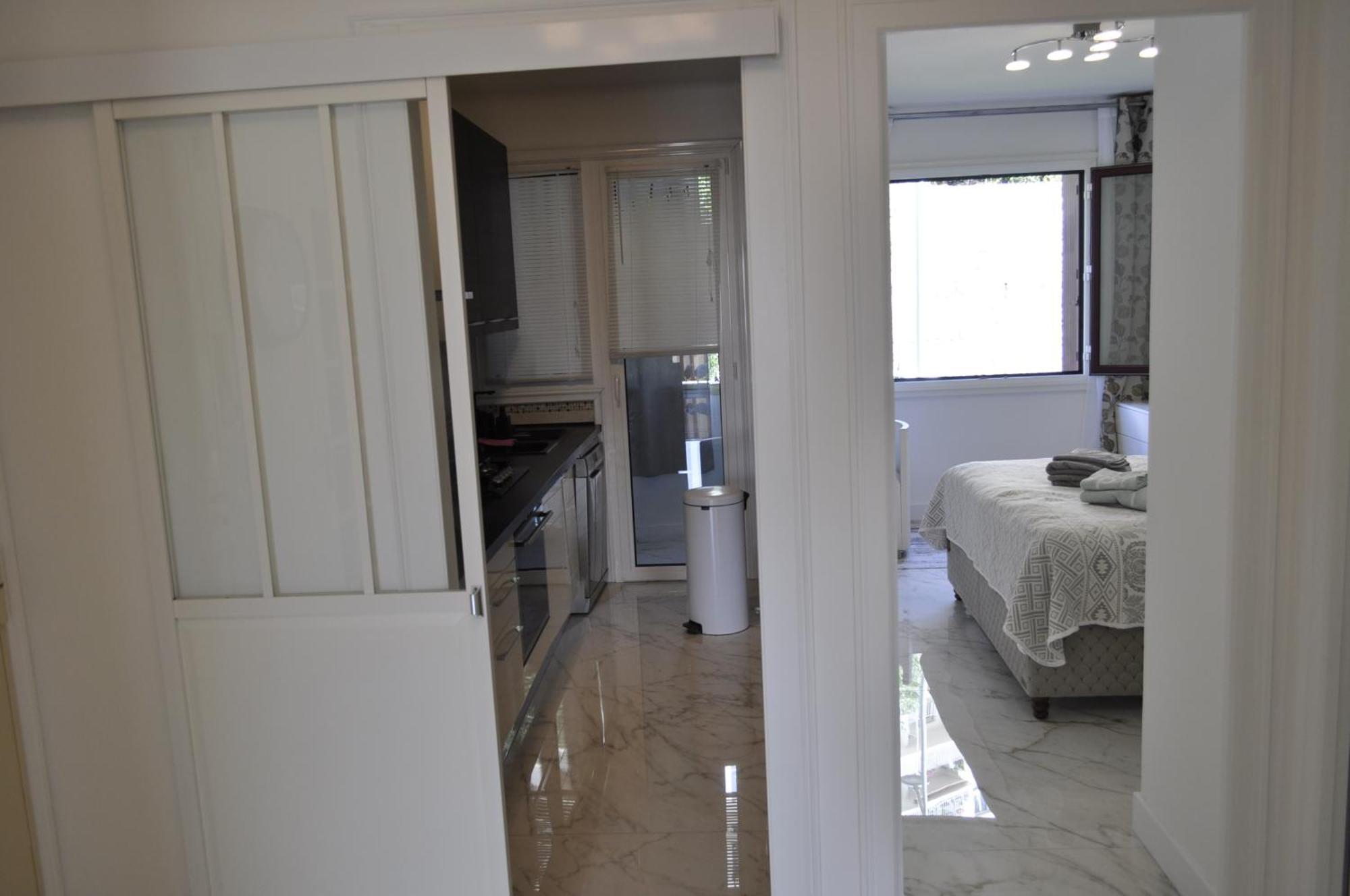 Emotion Vip Apartment นีซ ภายนอก รูปภาพ
